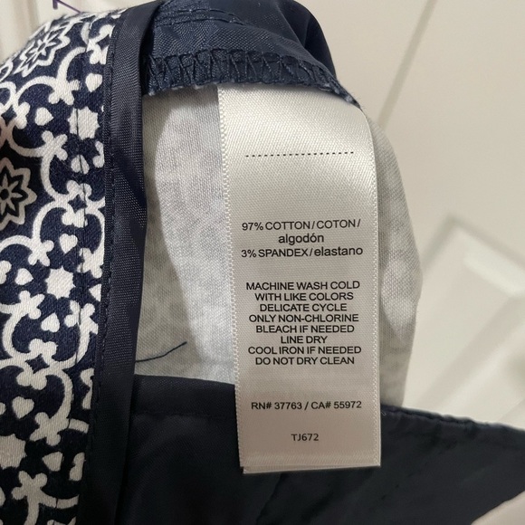 Laundry by Shelli Segal Los Angeles Womens Cropped Mosiac Navy Pant size 10 - Picture 2 of 11